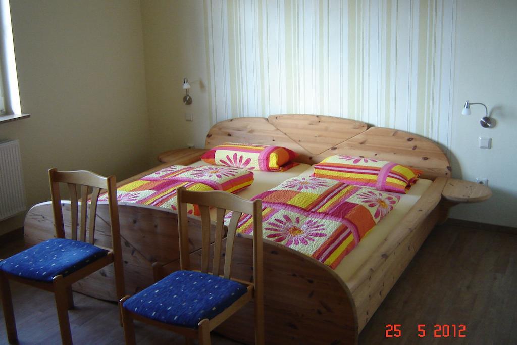Urlaub Auf Dem Bauernhof Marx Villa Kelberg Room photo